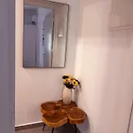 Апартаменты Cozy & Stylish 1bedroom *