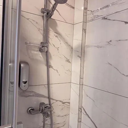 公寓 Cozy & Stylish 1bedroom 利马索尔