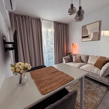 Cozy & Stylish 1bedroom * 利马索尔